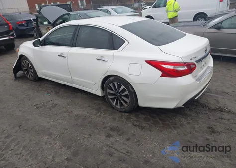 2017 Nissan Altima 2.5 Sl z USA, uszkodzony, nr VIN 1N4AL3AP8HC164637